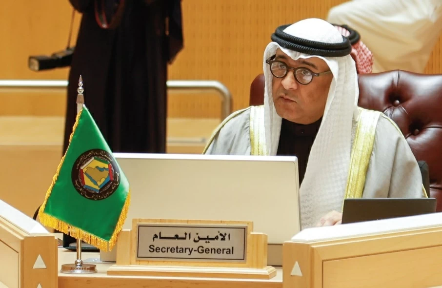 البديوي: اعتداءات إيران على الكويت خطيرة وغير مسؤولة