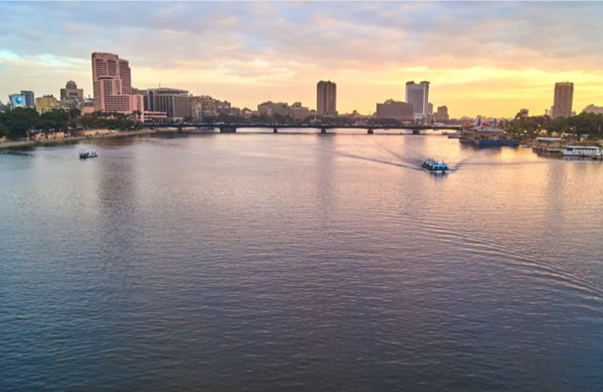 ابتكار مصري عبقري يحول هواء الجو الى مياه شرب نقية