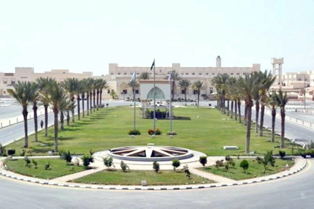 جامعة الطائف تحوّل الدراسة الحضورية «عن بُعد» في جميع مقراتها التعليمية