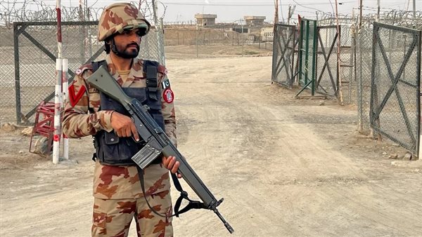باكستان: مقتل 297 من عناصر طالبان وتدمير 89 موقعا في أفغانستان