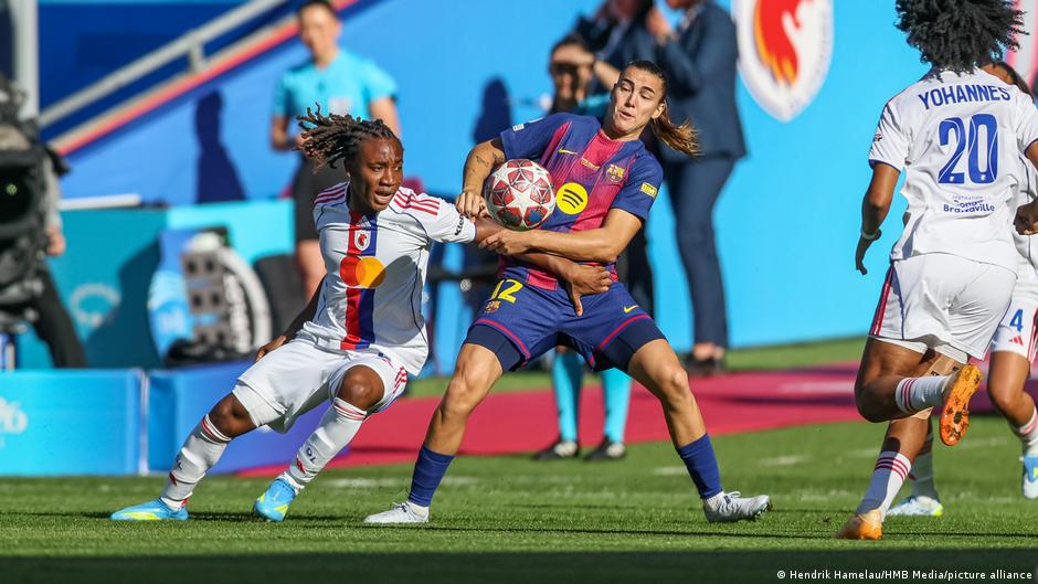 برباعية في شباك ليون .. برشلونة بطل أوروبا للسيدات لرابع مرة