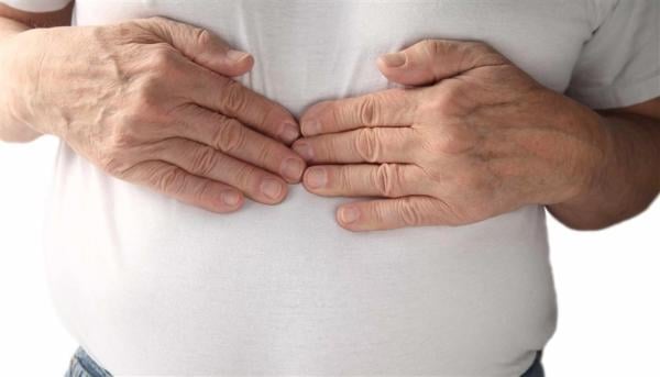 نصائح لتفادي الحموضة والانتفاخ في رمضان.. كيف تحمي جهازك الهضمي بعد الإفطار؟