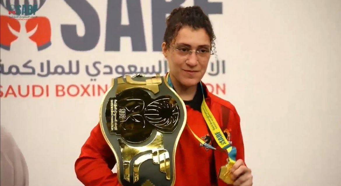 الوحدة يكسب ذهب الملاكمة بـ«قبضة ريناد»