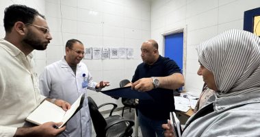 طفرة فى منظومة الرعاية الصحية بأسوان.. أطقم طبية وأجهزة وتقنيات متطورة وعمليات جراحية ناجحة تحت مظلة التأمين الصحى الشامل.. والهيئة تتابع توفير بيئة علاجية آمنة وتدعم جودة الخدمات المقدمة للمنتفعين..