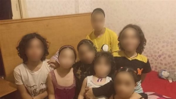 بعد الكشف النفسي.. ترحيل المتهم بقتل والدته وأشقائه الـ5 في كرموز إلى محبسه بالإسكندرية