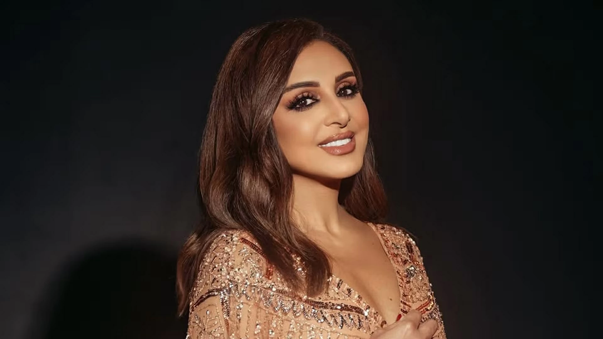 أبواب مغلقة وشروط صارمة.. قائمة «ممنوعات» صادمة في حفل أنغام