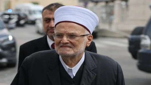 الاحتلال يمنع خطيب المسجد الأقصى من دخوله لأداء صلاة الجمعة