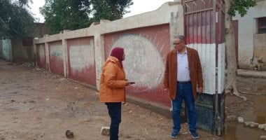 وكيل وزارة التعليم ببنى سويف يتابع تداعيات سوء الأحوال الجوية بمدارس المحافظة