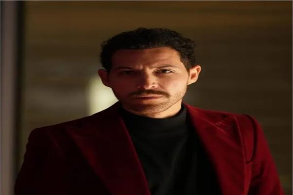 قرار جديد بشأن الفنان محمود حجازي في إتهامه بالاعتداء على «افتاة أجنبية»