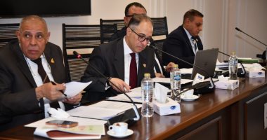 مناقشات موسعة داخل إسكان النواب حول موازنة 2026/2027.. زيادات تتجاوز 47 مليار لمياه الشرب و18 مليار للجهاز التنفيذى و36 مليار لديوان الوزارة.. دعم مشروعات البنية التحتية وتحسين الخدمات بمحافظات الجمهو