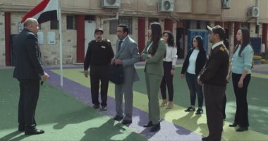 مسلسل أب ولكن الحلقة 5.. نبيلة تشكو المدرسة مريم بسبب الطفلة نور