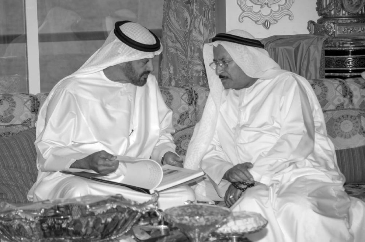 محمد بن زايد: سالم إبراهيم السامان النعيمي أسهم في مسيرة التحول الاقتصادي في الدولة