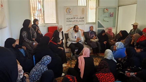 498 مستفيدا من حملات "الإرشاد النفسي" لـ قومي المرأة بالإسماعيلية