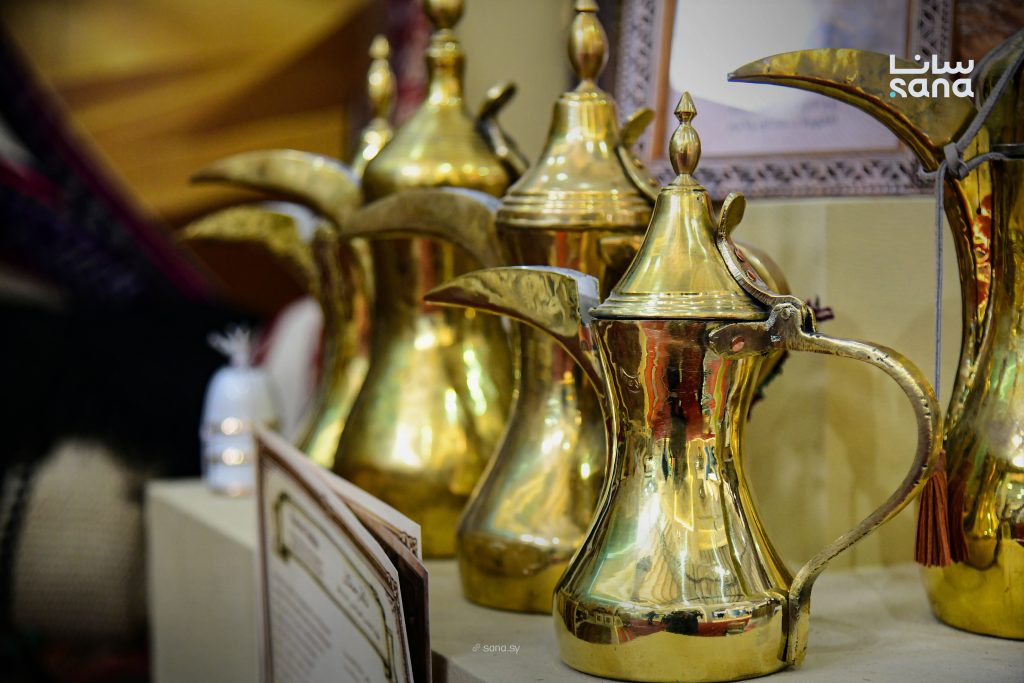 "دلّة رسلان".. جسر تواصل تراثي بين سوريا وقطر، حاضرة في معرض دمشق الدولي للكتاب