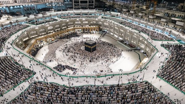 بث مباشر لصلاة المغرب من الحرم المكي في خامس أيام شهر رمضان