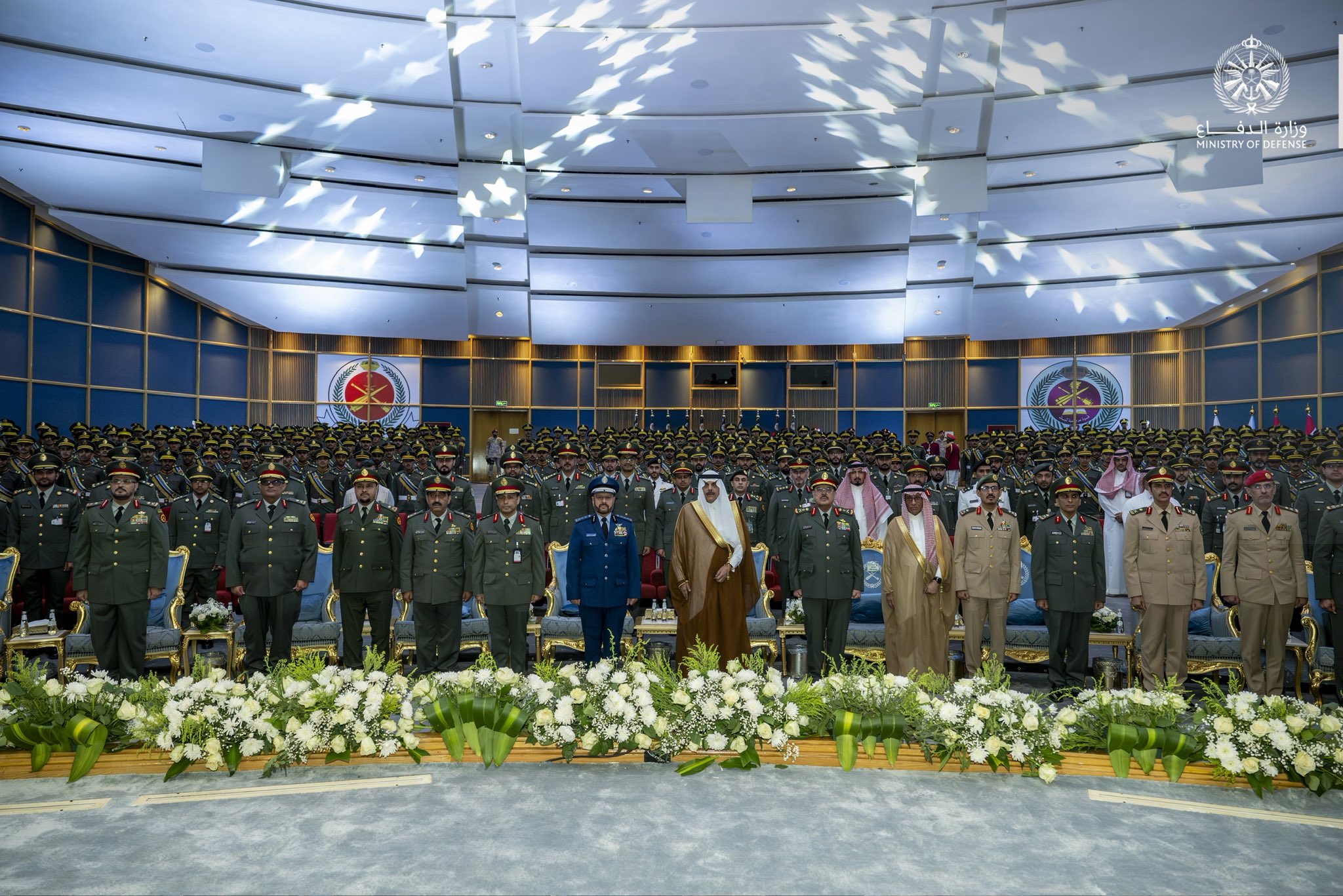 نائب وزير الدفاع يرعى حفل تخريج الدفعة 23 من طلبة كلية الملك عبدالله للدفاع الجوي