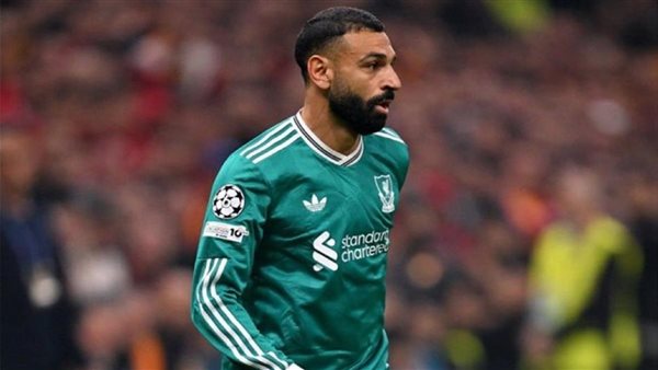 نجم ليفربول يحرض سلوت ضد محمد صلاح بعد لقاء جالطة سراي