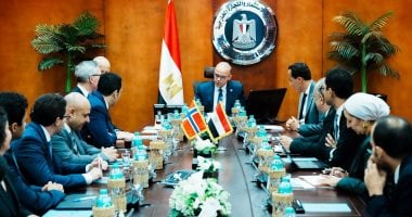 وزير الاستثمار يبحث مع مسؤولي شركة سكاتك النرويجية الخطط الاستثمارية