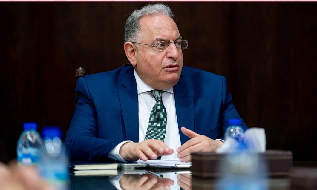 ‫ وزير المالية السوري : الاستثمارات القطرية تدعم إعادة بناء الاقتصاد السوري وتعزز الإصلاحات