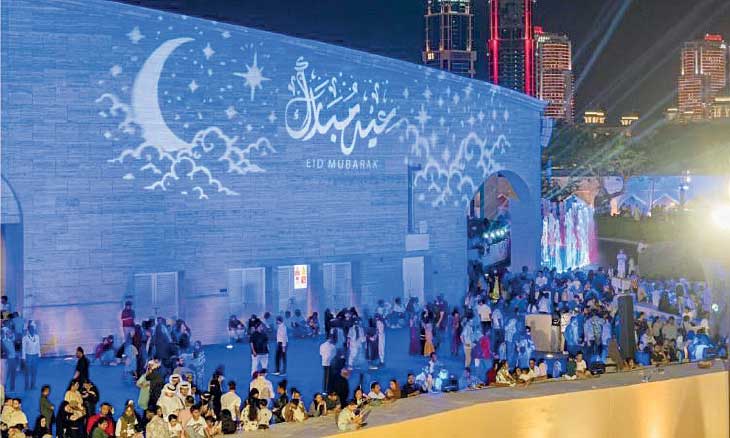 ساحات الدوحة تحتفي بفعاليات العيد وسط حضور جماهيري