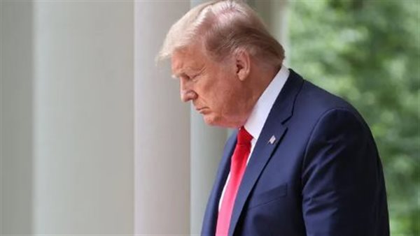 وزنه زائد وصحته جيدة وقلبه أصغر بـ14 عامًا، طبيب البيت الأبيض يكشف تفاصيل الحالة الصحية لترامب