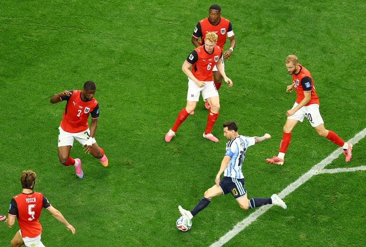 ثنائية ميسي تقود الأرجنتين للفوز على النمسا والتأهل لدور الـ32 ببطولة كأس العالم