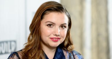 بطلة Game of Thrones فى المستشفى بسبب طائفة طاقة علاجية