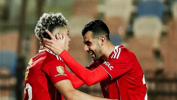 إمام عاشور يتوج بجائزة رجل مباراة الأهلي والجونة في الدوري الممتاز