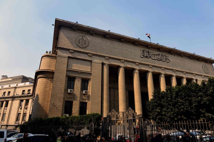 131 محامياً مصرياً قيد المحاكمة… بعضهم عُذب بالصعق بالكهرباء