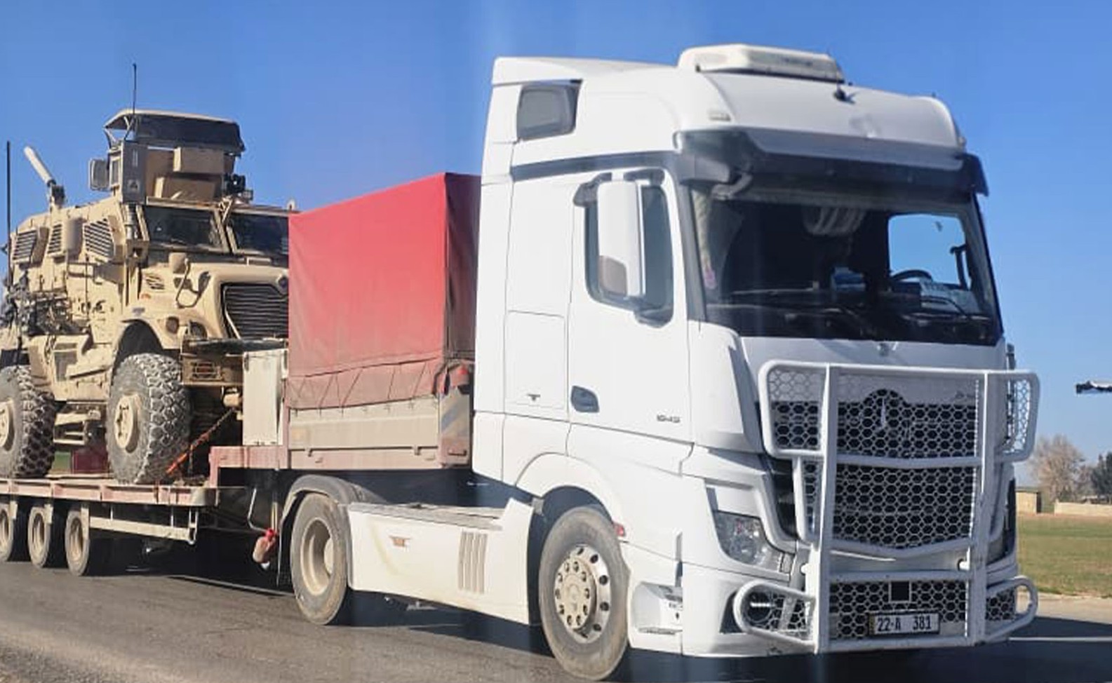 القوات الأميركية تنسحب من قاعدة "قسرك" في ريف الحسكة