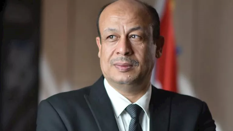 برلماني يطالب بإلغاء تجديد البطاقات الصحية لأصحاب المعاشات سنويًا