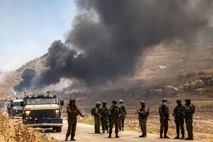 جيش إسرائيل يصيب رضيعا فلسطينيا ومستوطنون يحرقون محاصيل في الضفة الغربية المحتلة- (فيديو)