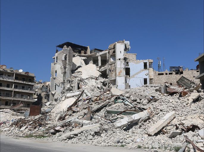 ملف الأحياء الشرقية في حلب بين تحديات التلوث وجهود إعادة الإعمار