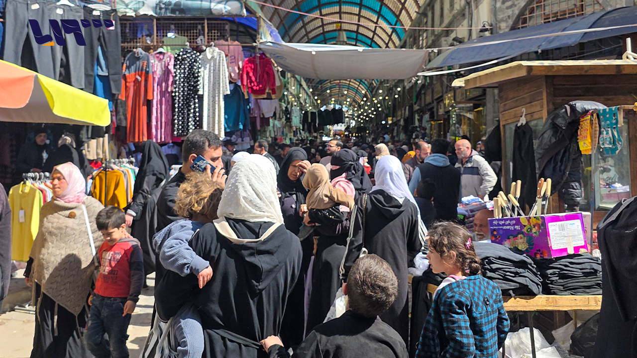حمص على أعتاب العيد.. كيف يقاوم الأهالي صعوبات المعيشة؟