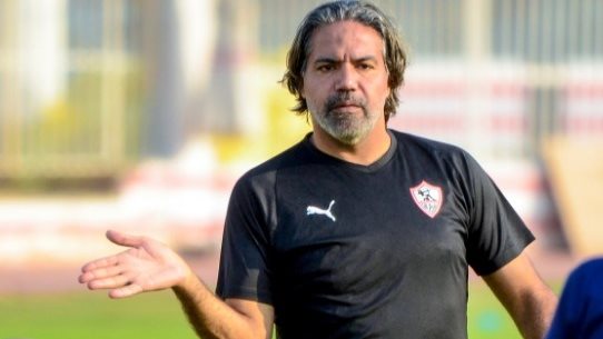 الأهلي يتقدم ببلاغ للنائب العام ضد مدحت عبدالهادي
