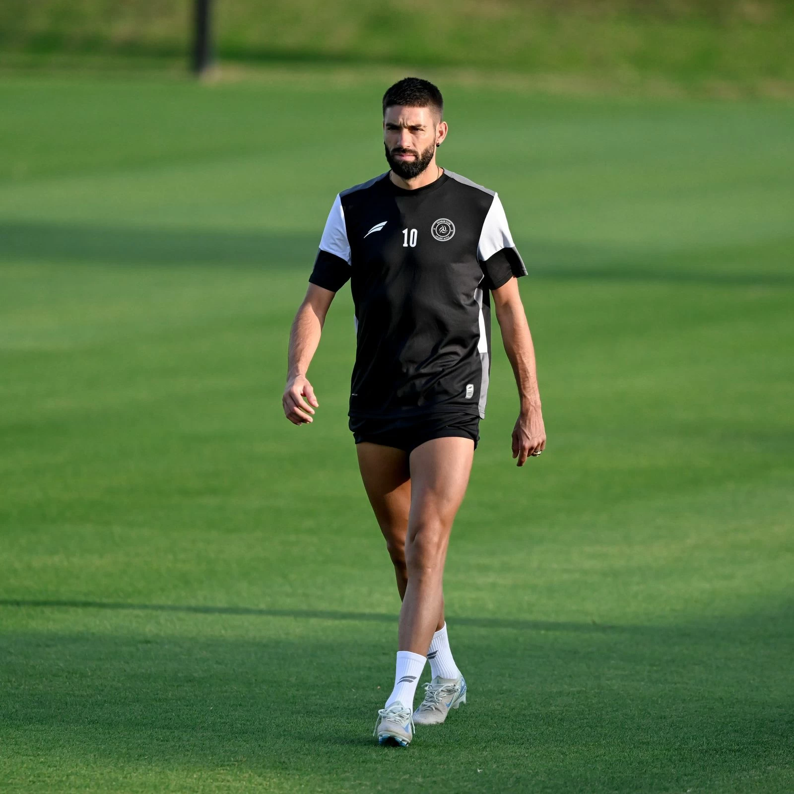 جماهير الشباب تطالب كاراسكو بـ«الحاسم»