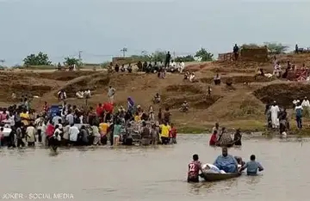 فاجعة في نهر النيل.. غرق عبارة تحمل أكثر من 27 شخصا شمالي السودان