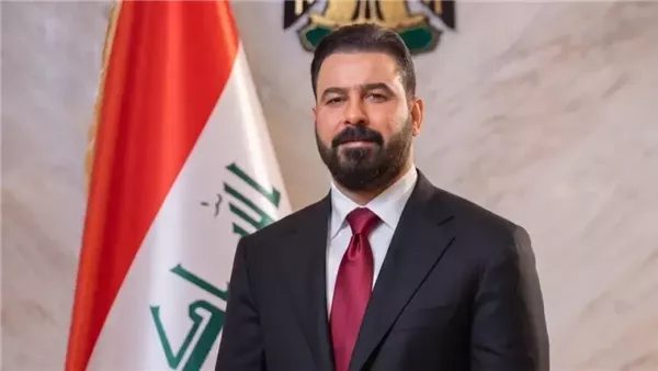 رئيس وزراء العراق يشكل لجنة لفك الارتباط بالحشد الشعبي وحصر السلاح