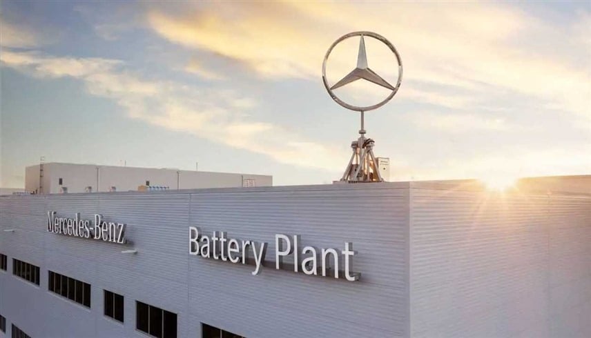 أرباح مرسيدس تشهد تراجعاً كبيراً في 2025