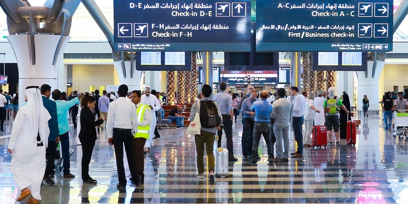 ارتفاع حركة المسافرين عبر مطارات سلطنة عُمان بنسبة 2.8 %