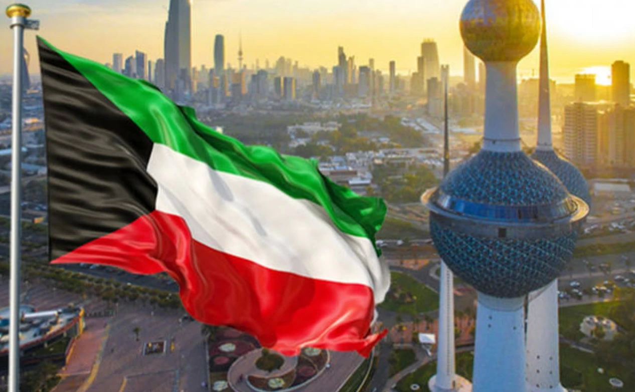 الكويت تهيب بالسكان البقاء في منازلهم بدءاً من الساعة 12 منتصف ليلة الثلاثاء حتى 9 صباح الأربعاء