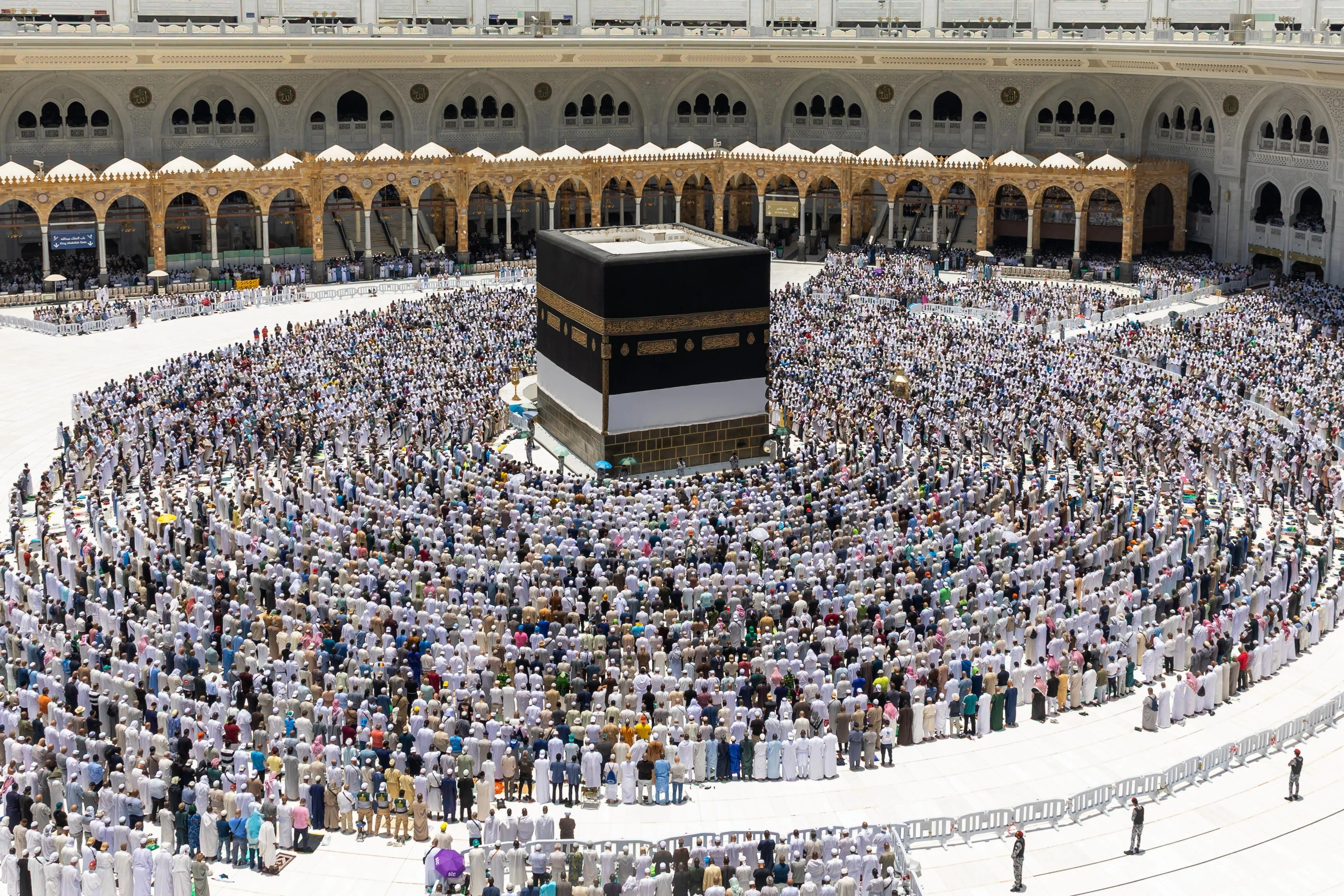 بعد ساعات من إسدال الستار على موسم الحج