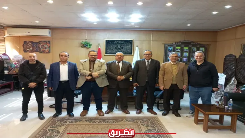 وكيل صحة الشرقية يُحاضر أطباء الامتياز بجامعة الزقازيق