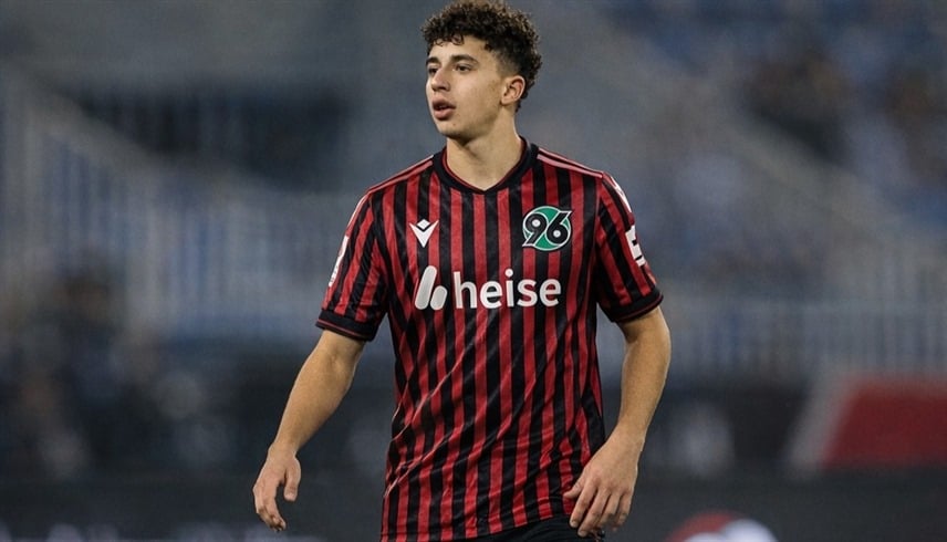 بعد حمزة عبدالكريم.. لاعب جديد من الأهلي إلى "الليغا"