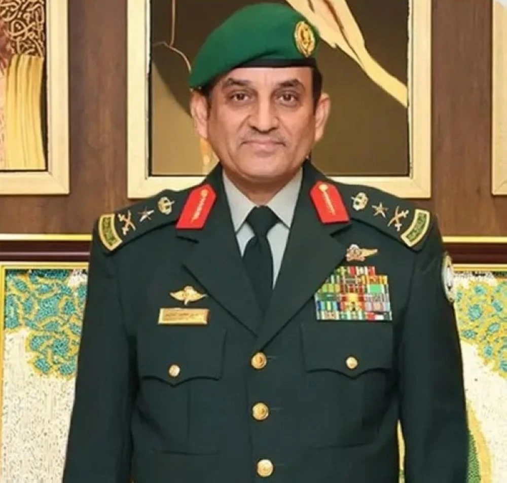 الذويبي يشكر القيادة بمناسبة ترقيته إلى رتبة فريق وتعيينه نائباً لرئيس الحرس الملكي