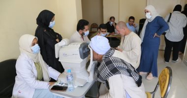 جامعة الفيوم تطلق قافلة خدمية بقرية فرقص وتوقع الكشف على 1335 حالة