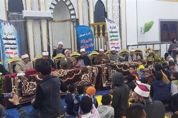 تكريم حفظة القرآن الكريم في احتفالية بمسجد مصطفى اللحامي بإدارة الشواشنة