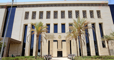 كنترولات الثانوية العامة تتسلم استمارات الطلاب للامتحانات.. المدارس تراجع الملفات قبل التسليم.. حصر الطلاب المتقدمين فى كل شعبة.. ووزارة التعليم: 26 فبراير آخر موعد لاستلام أوراق التقدم للاختبارات