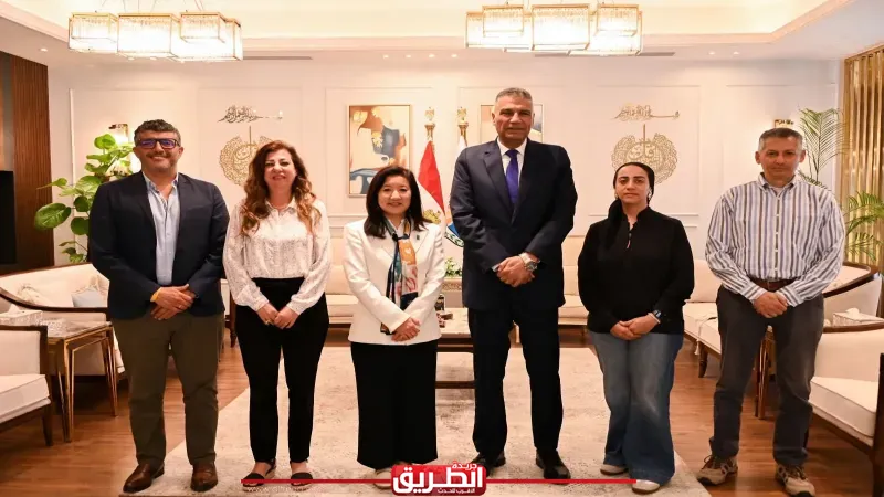 محافظ جنوب سيناء وممثل الأمم المتحدة الإنمائي يناقشان تعزيز الإستدامة وتنفيذ مشروع «جرين شرم الشيخ»
