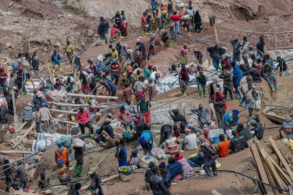 انهيار منجم في الكونغو الديمقراطية يودي بحياة أكثر من 200 شخص